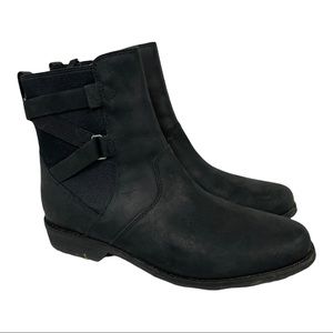 Teva Women’s Ellery ankle boots size 11